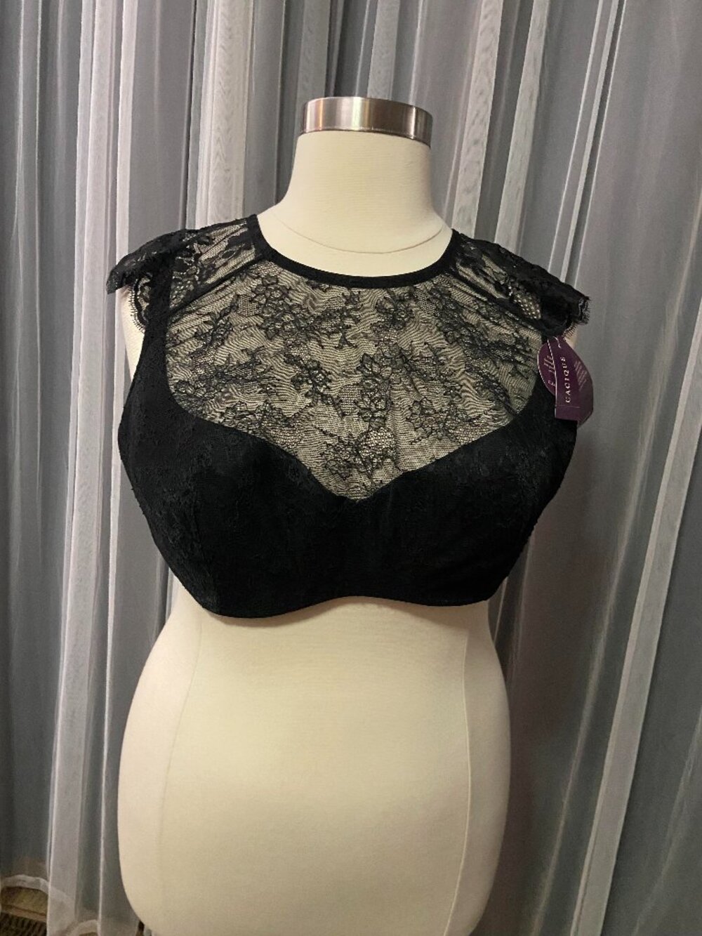 NWT Cacique 46C French Lace Balconette